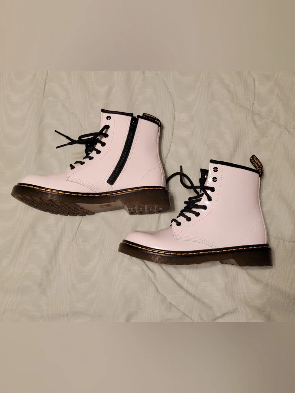 Dr. Martens 1460 J Youth White Patent Leather Boots NWOB Size 3